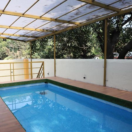 Hemharsh Holiday Home With Pool Karjat Kültér fotó