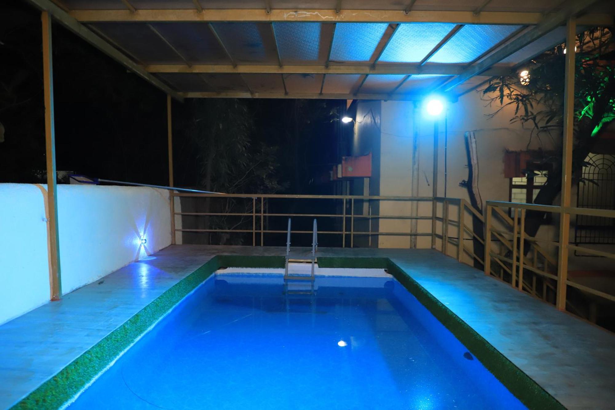 Hemharsh Holiday Home With Pool Karjat Kültér fotó