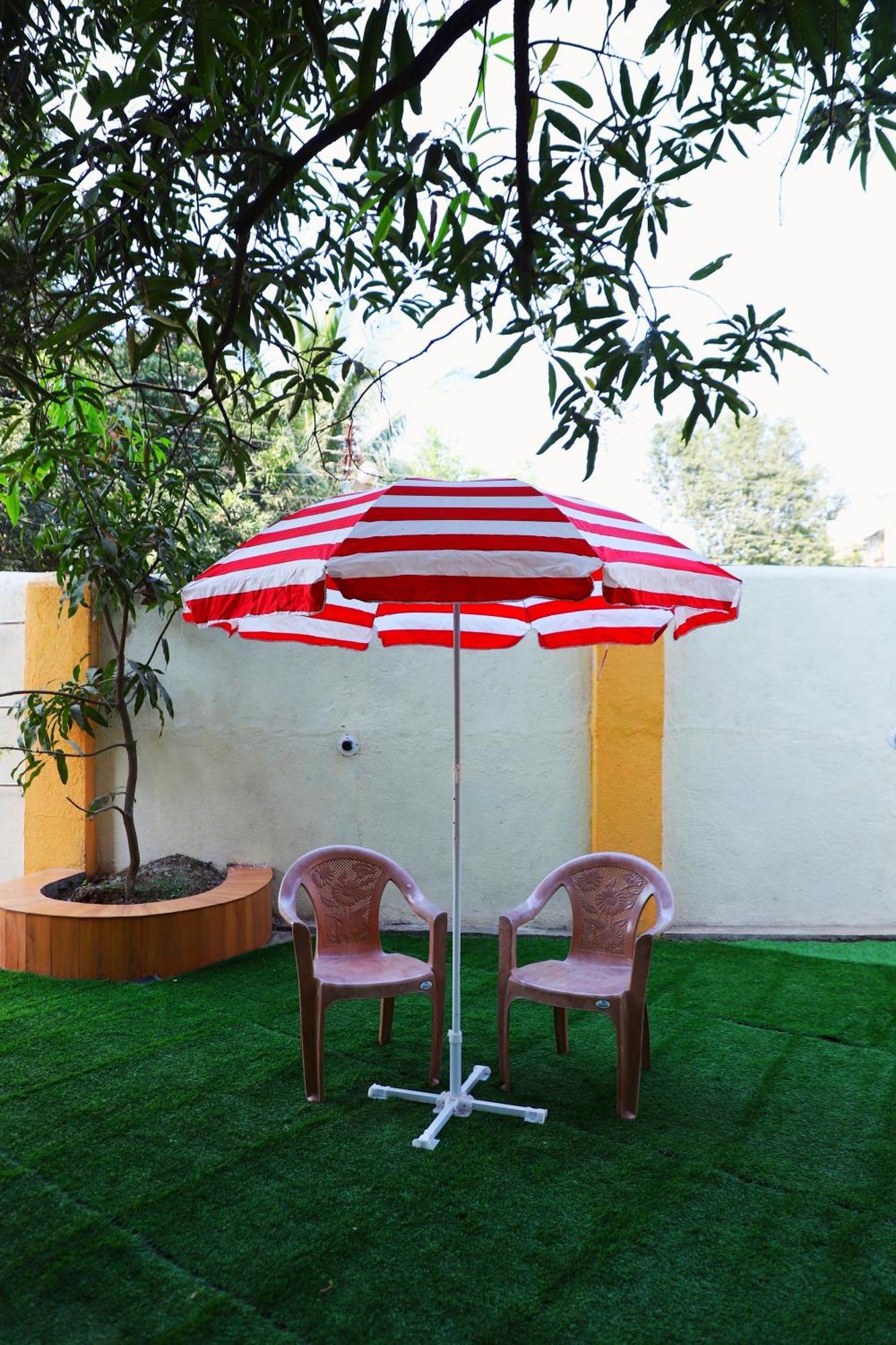 Hemharsh Holiday Home With Pool Karjat Kültér fotó